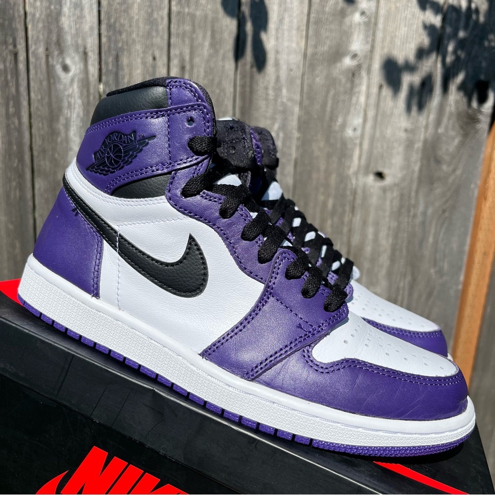 Nike air Jordan 1 court purple size 9 Men